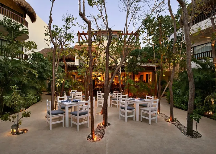 Hotel Aluna 5*