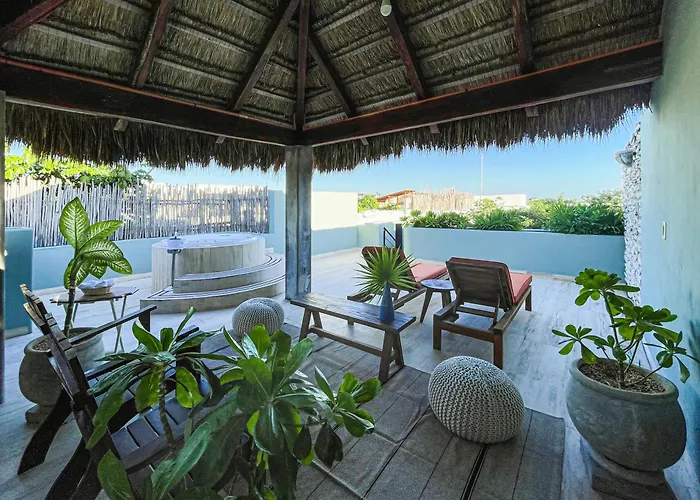Hotel Aluna 5*